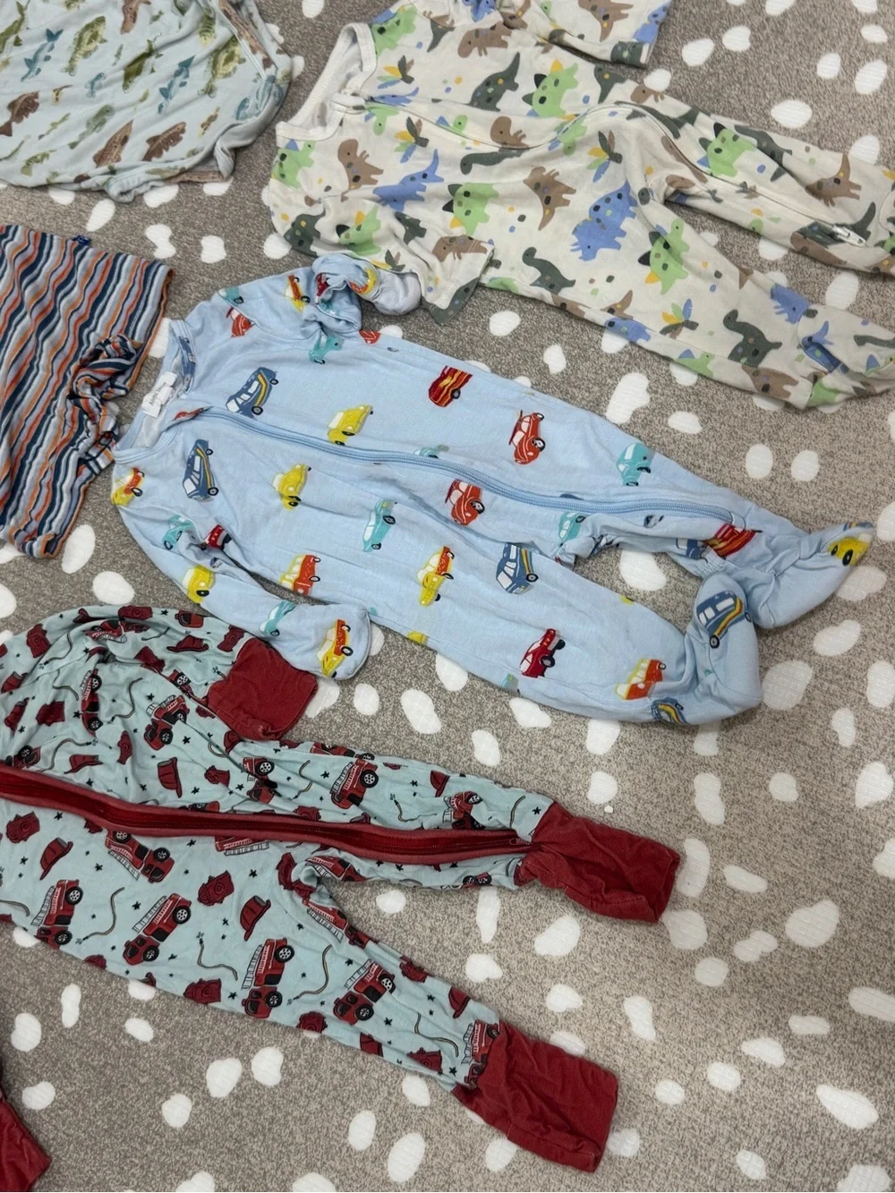 Lot of 6 bamboo baby boy footies onesie romper short sleeve zippy fish newborn